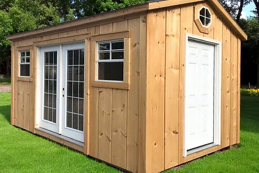 Bunkie with Double Doors
